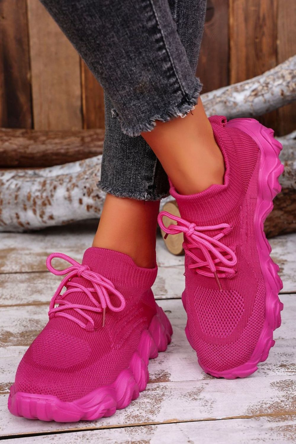 Mesh Lace-Up Round Toe Athletic 