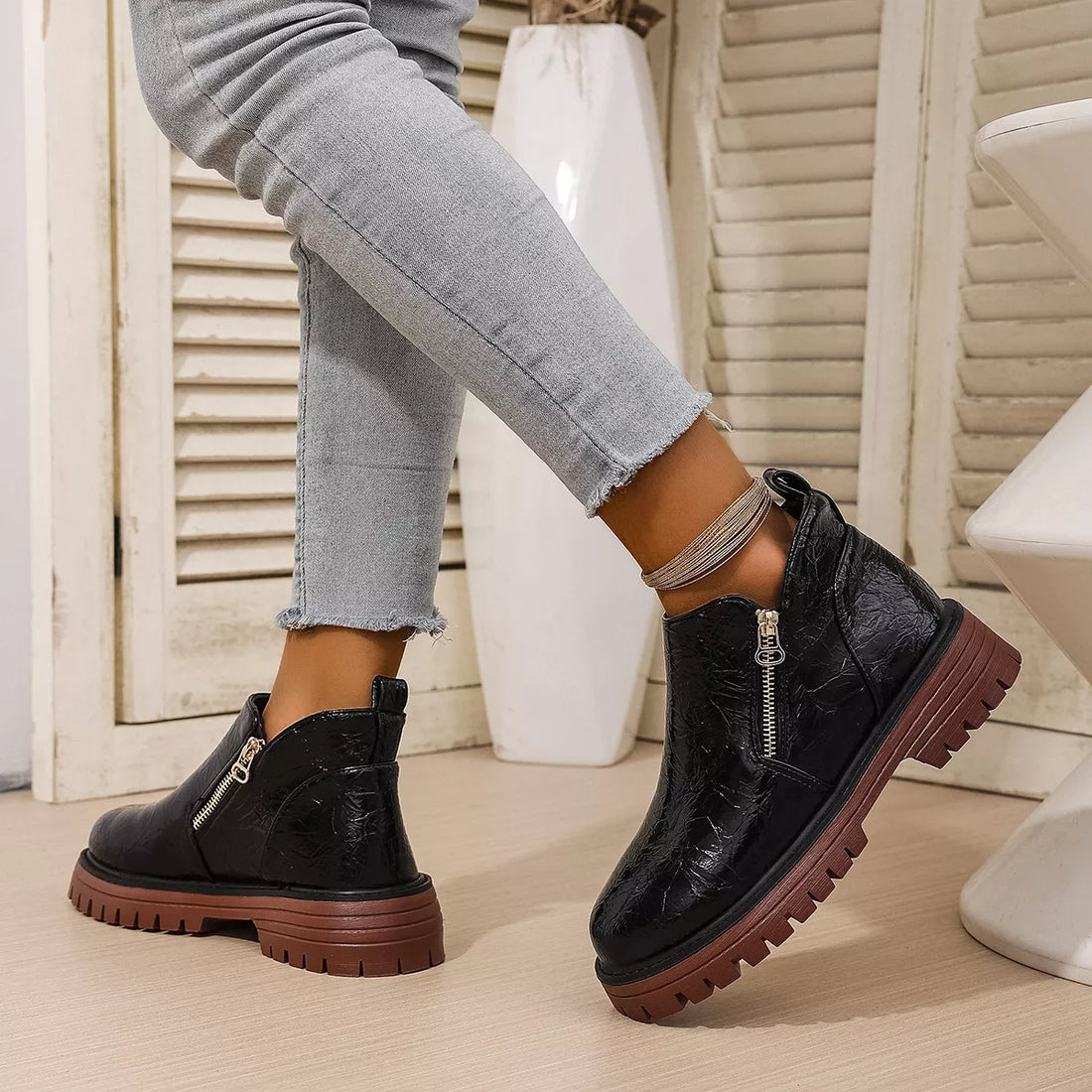 Round Toe Block Heels Boots 