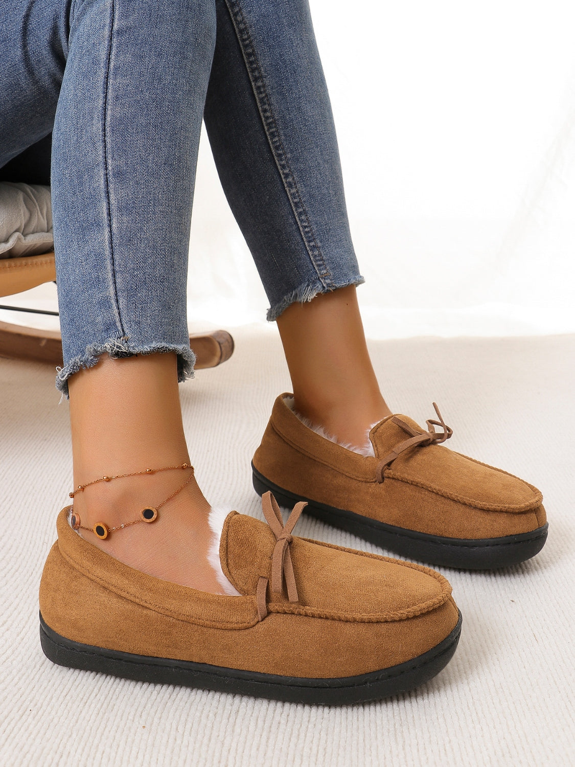 Bow Round Toe Flat Slip-Ons 
