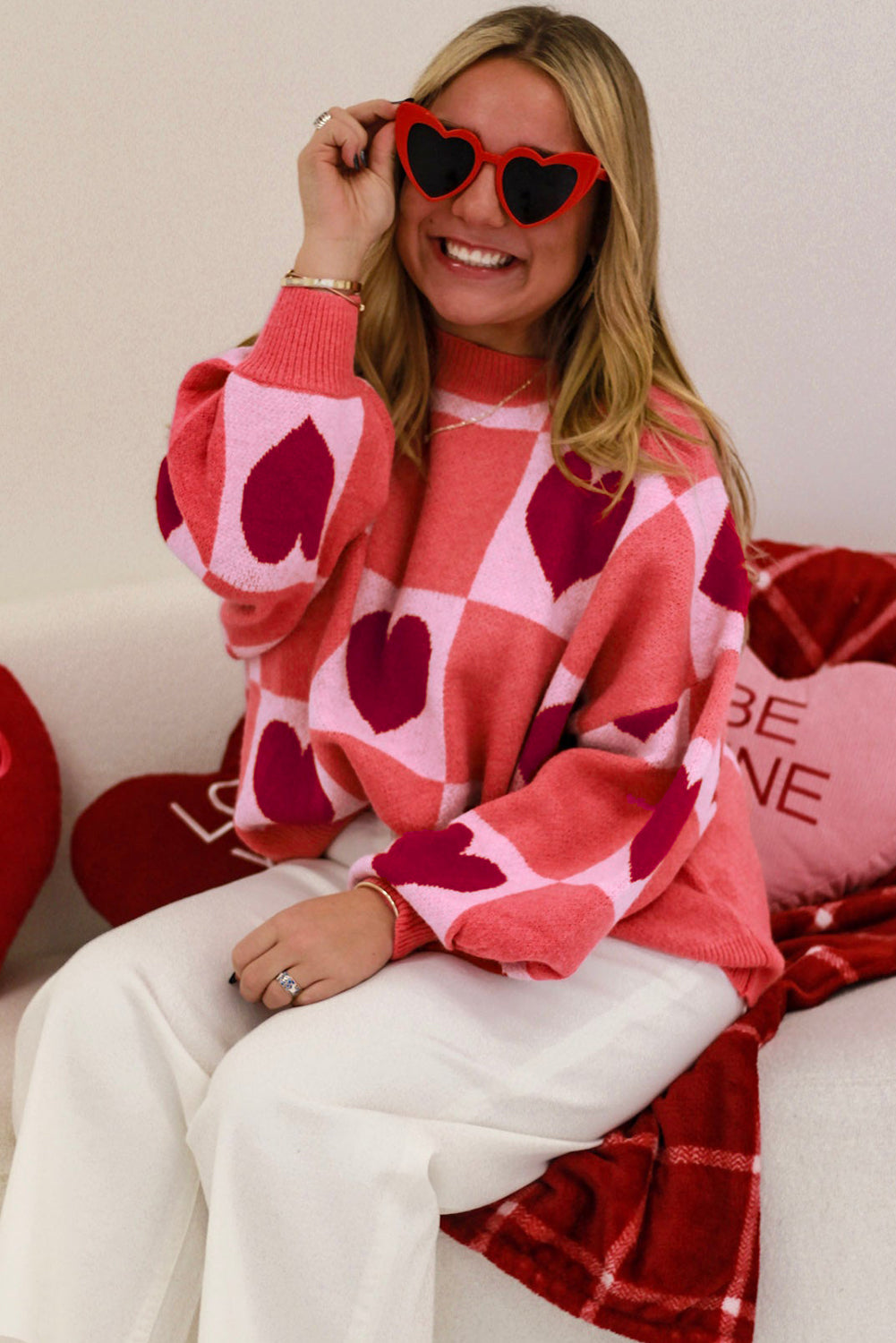 Pink Plus Size Love Heart Block Mock Neck Lantern Sleeve Valentine Sweater Plus Size/Plus Size Sweaters & Cardigans