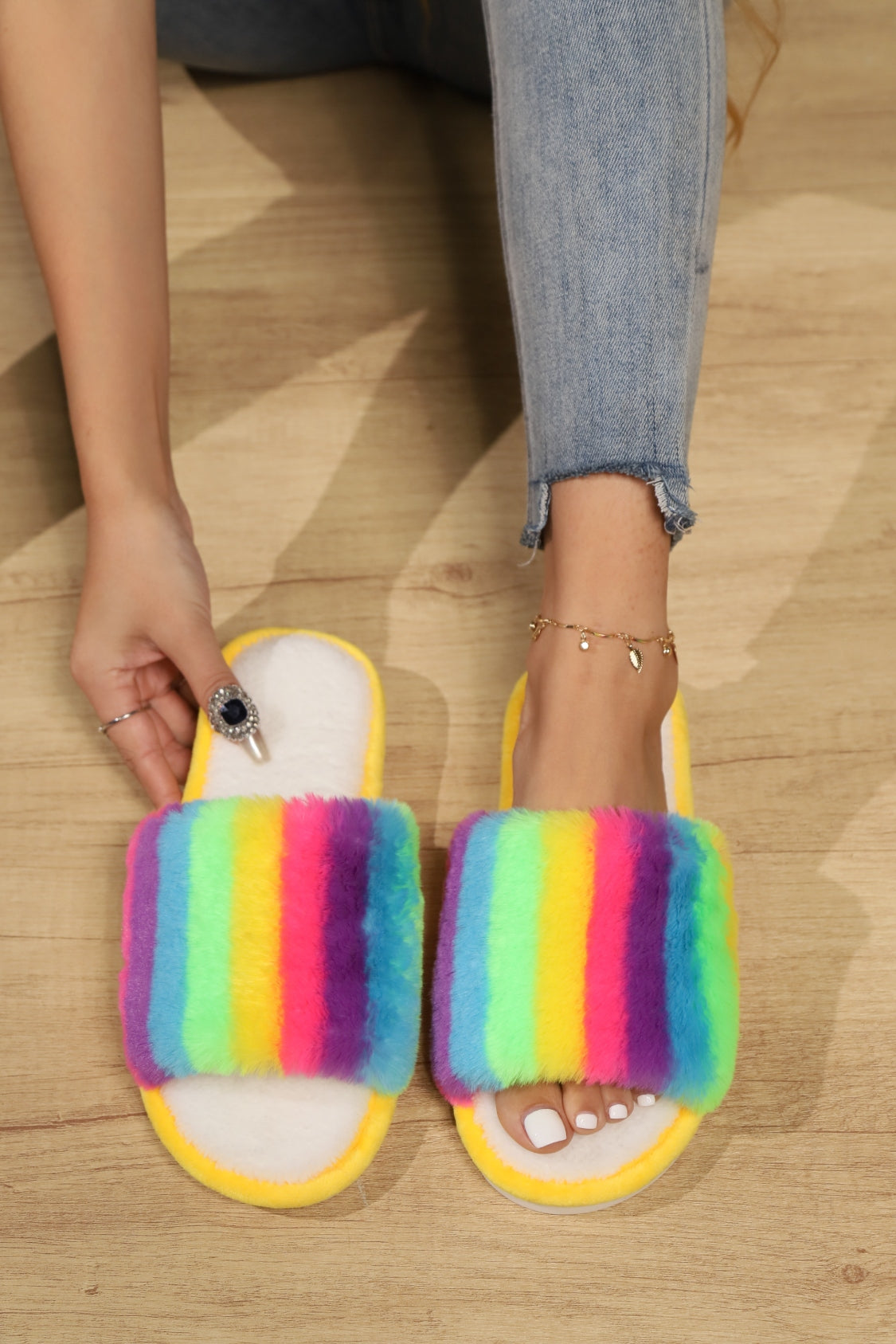 Color Block Open Toe Faux Fur PVC Slippers 