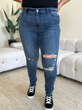 Judy Blue Full Size  High Waist Distressed Skinny Jeans 