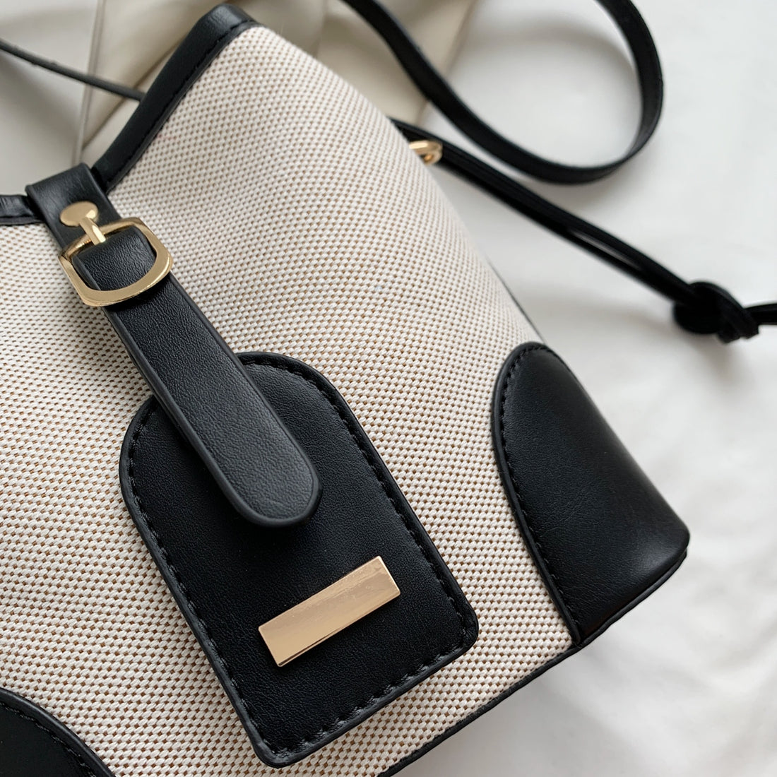 Straw Braided Adjustable Strap Crossbody Bag 