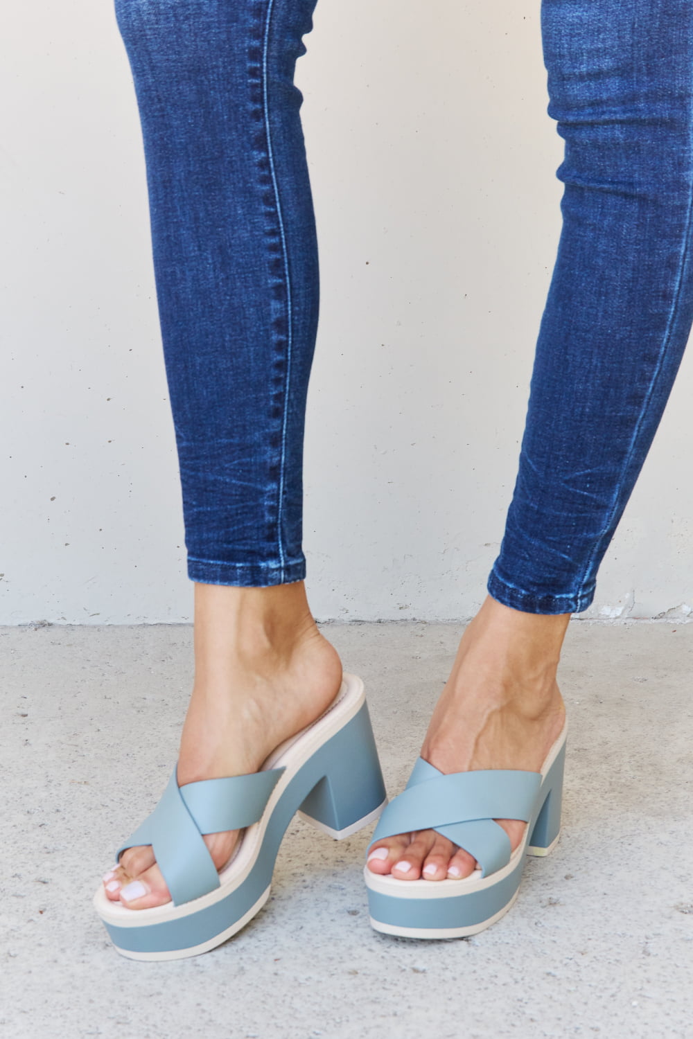 Weeboo Cherish The Moments Contrast Platform Sandals in Misty Blue 