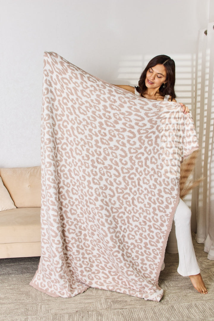 Cuddley Leopard Decorative Throw Blanket 