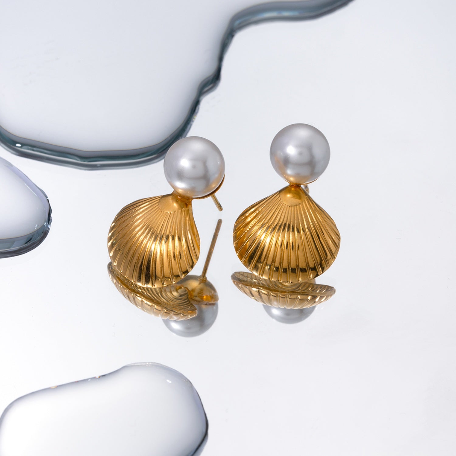 18K Gold-Plated Stainless Steel Shell Shape Earrings 