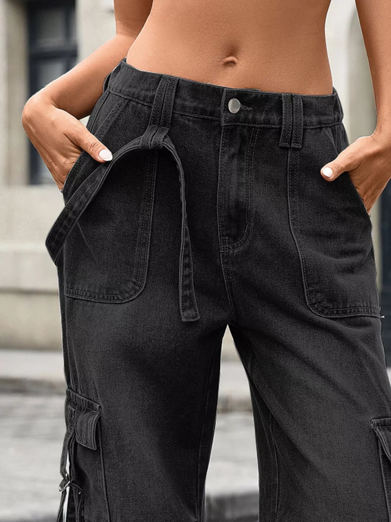 Wide Leg Cargo Jeans 