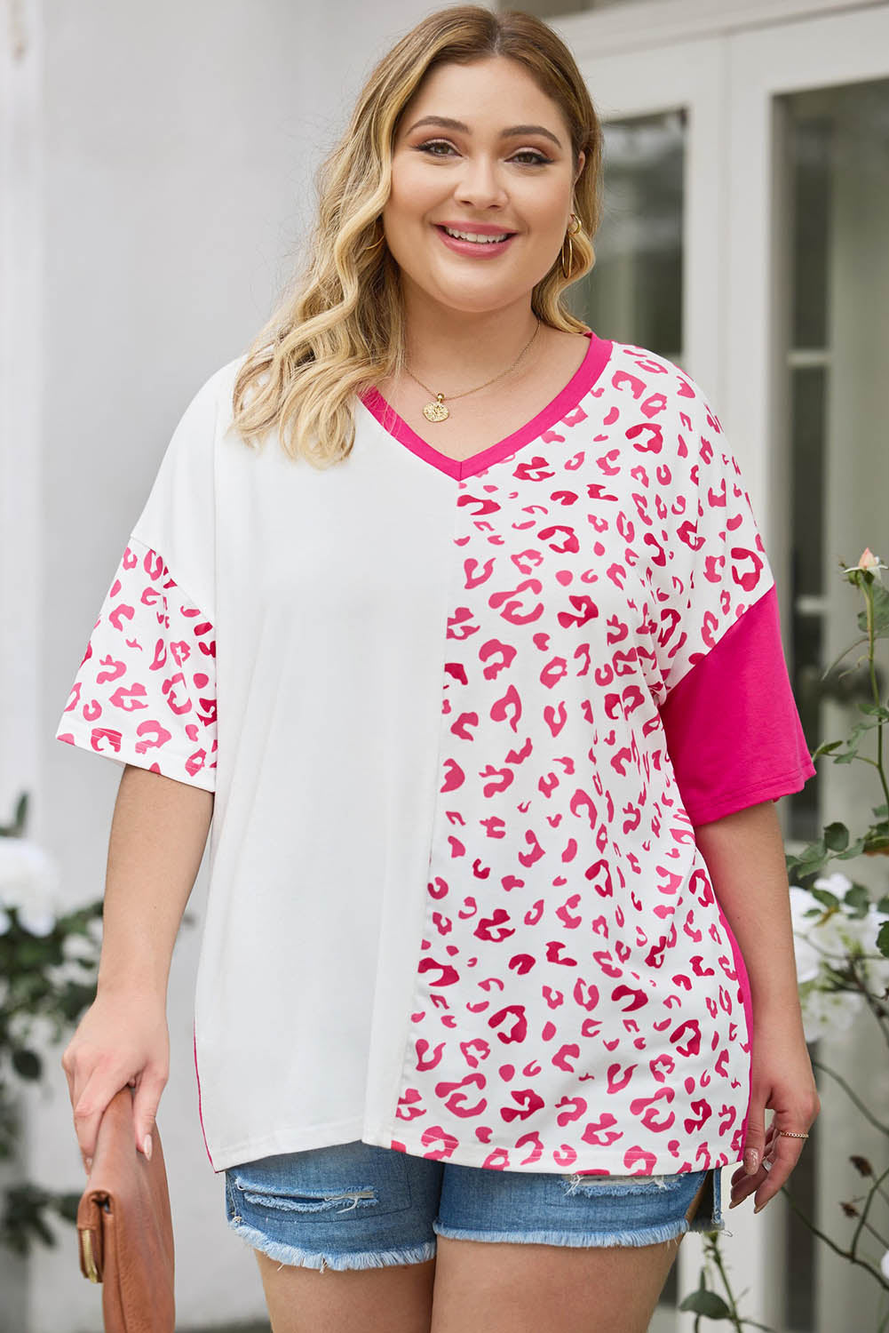 Plus Size Leopard V-Neck T-Shirt 