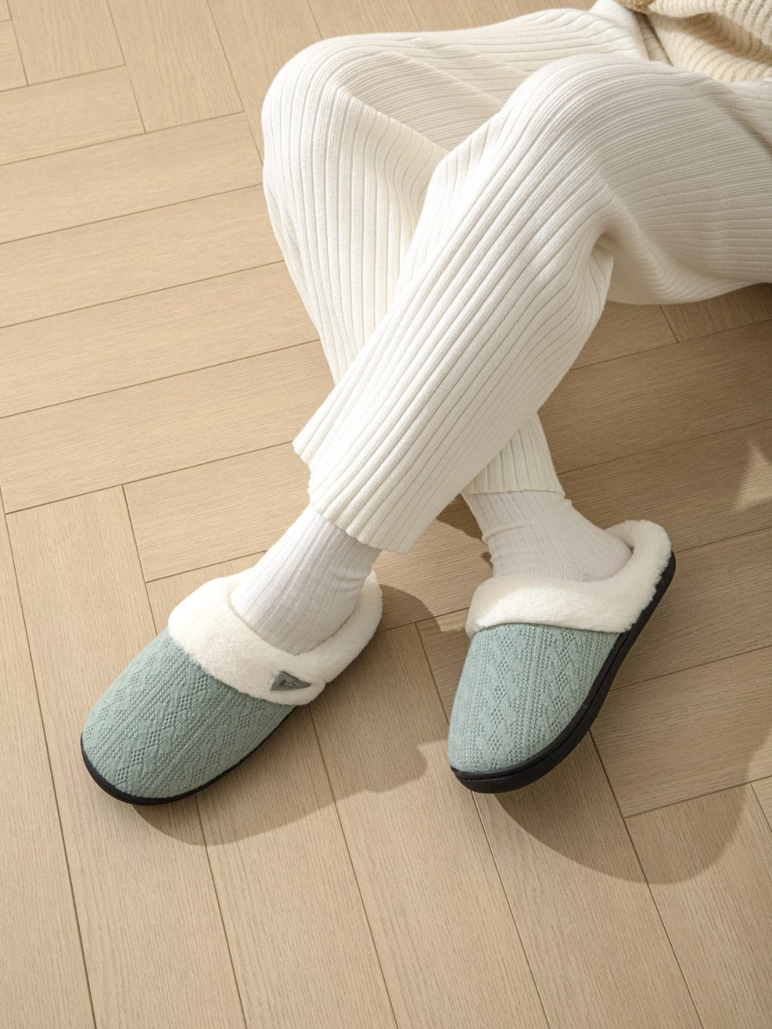 Horn Buckle Furry Texture Flat Slippers 