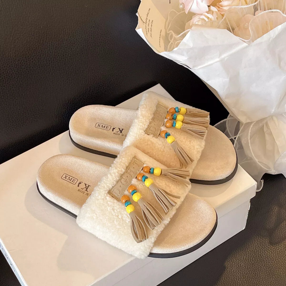 Tassel Open Toe Slippers 