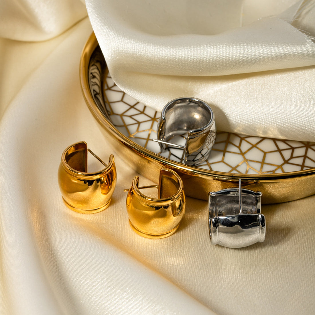 Stainless Steel C-Hoop Earrings 