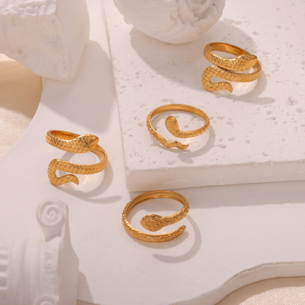 Titanium Steel Snake Shape Bypass Ring 