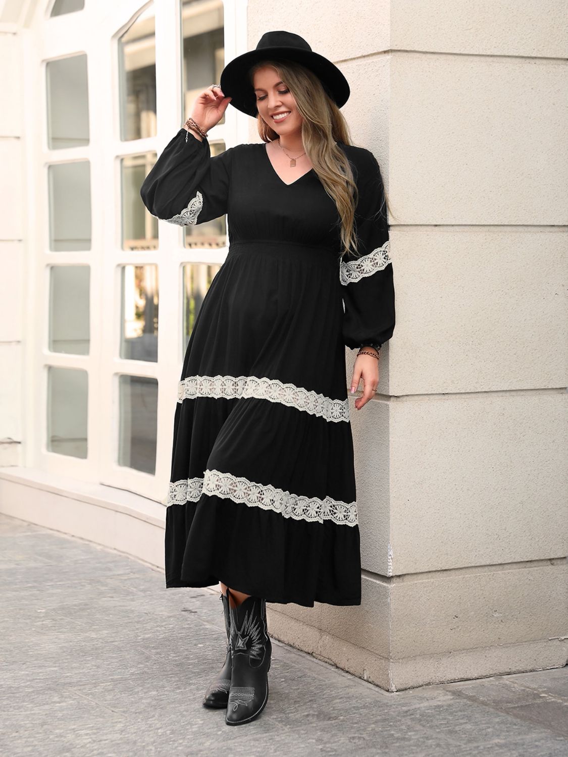 Plus Size Lace Detail V-Neck Long Sleeve Midi Dress 
