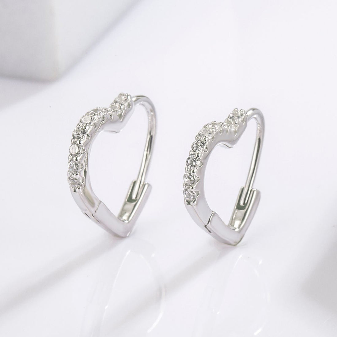 925 Serling Silver Zircon Heart Shape Earrings 