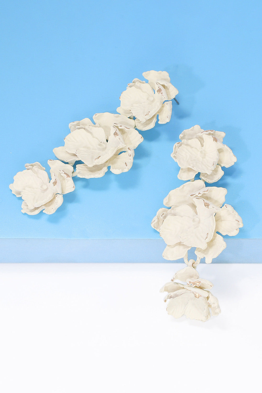 Flower Shape Zinc Alloy Dangle Earrings 