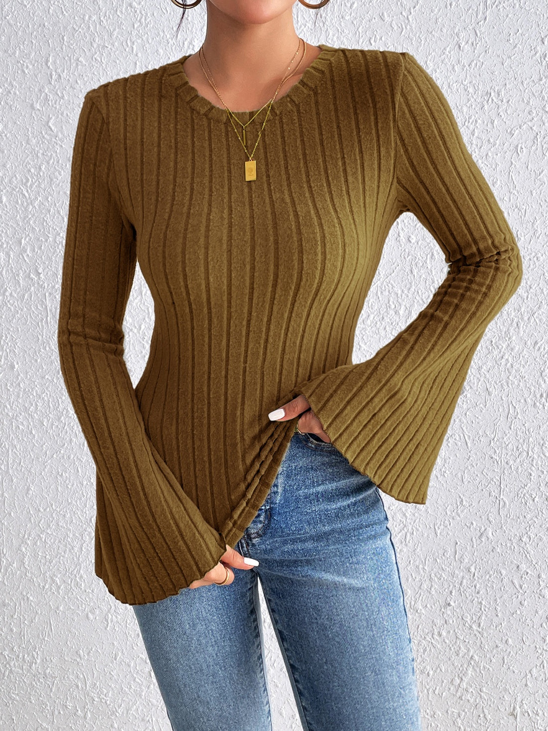 Honey Round Neck Flare Sleeve T-Shirt 