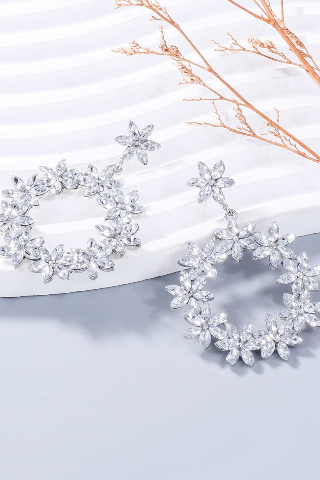 Rhinestone Flower Dangle Earrings 