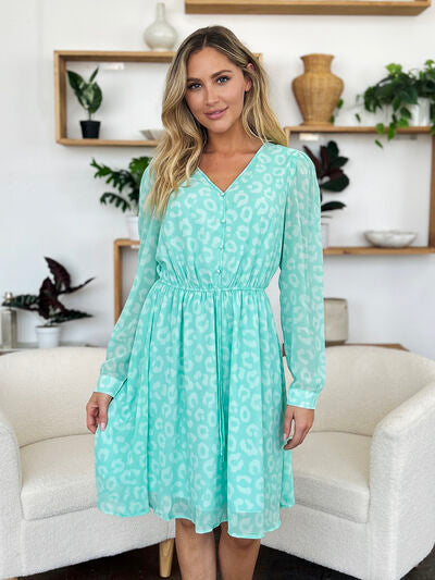 Double Take Full Size Printed Ruched V-Neck Long Sleeve Dress 