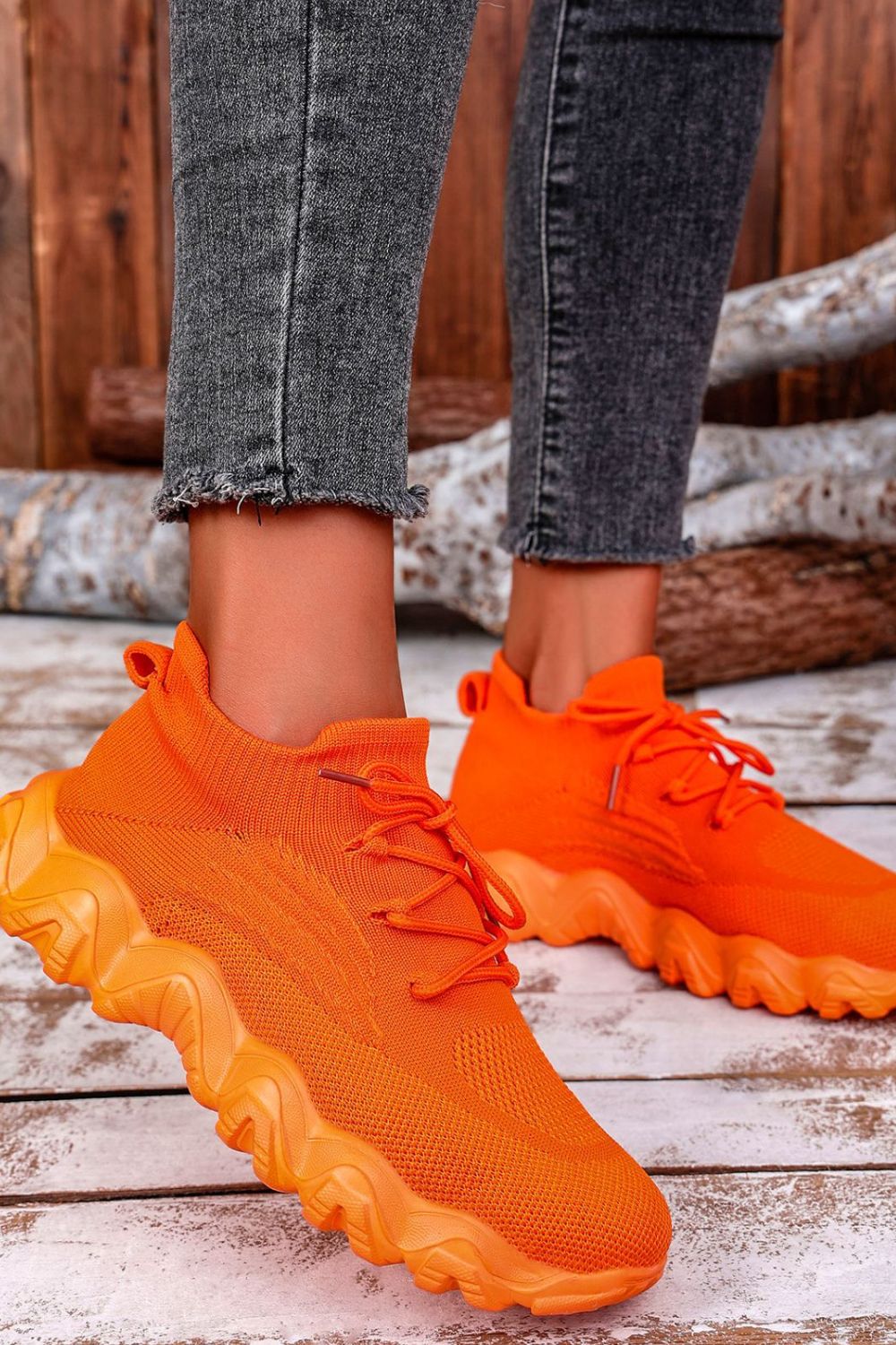 Mesh Lace-Up Round Toe Athletic 