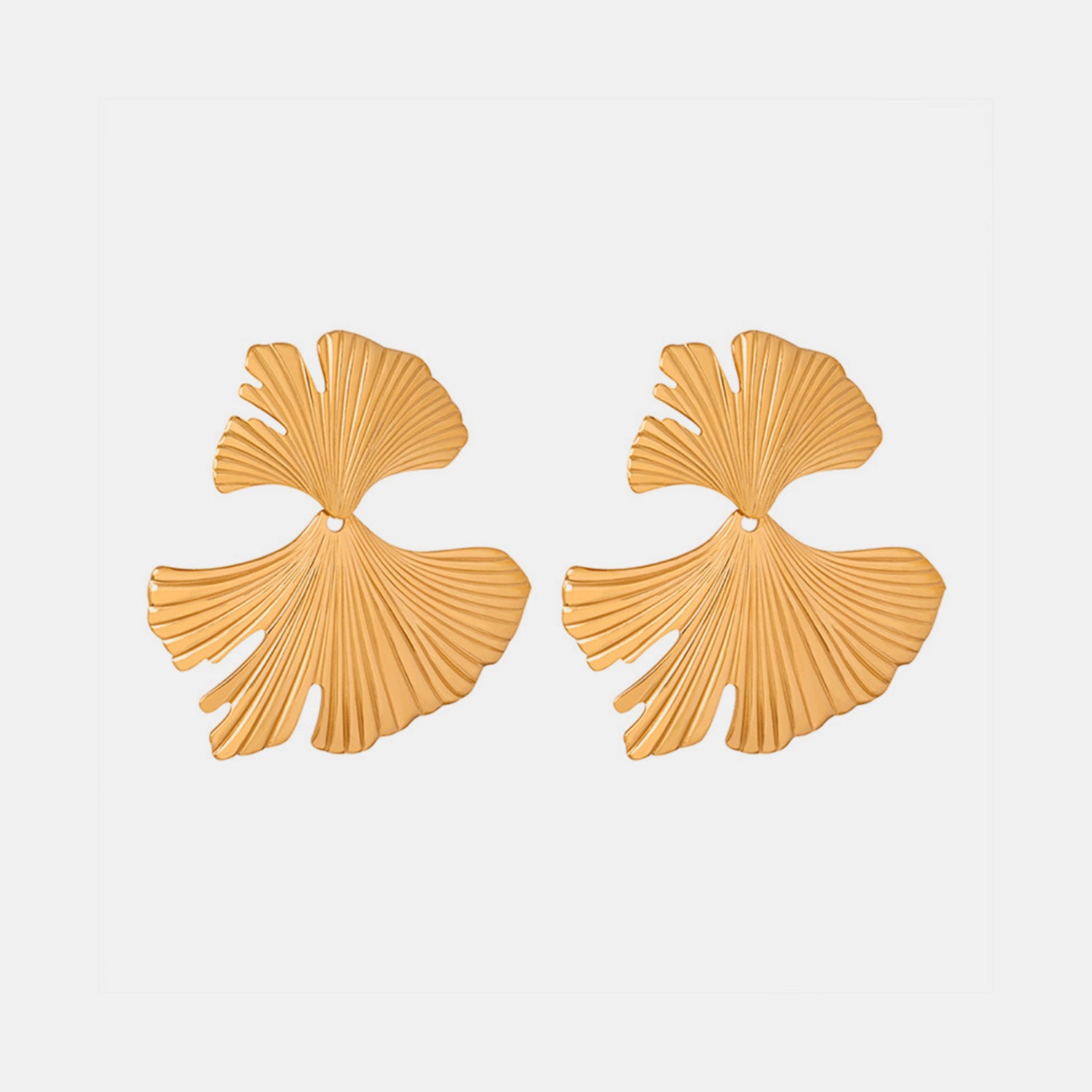 Ginkgo Biloba Design Stud Earrings 