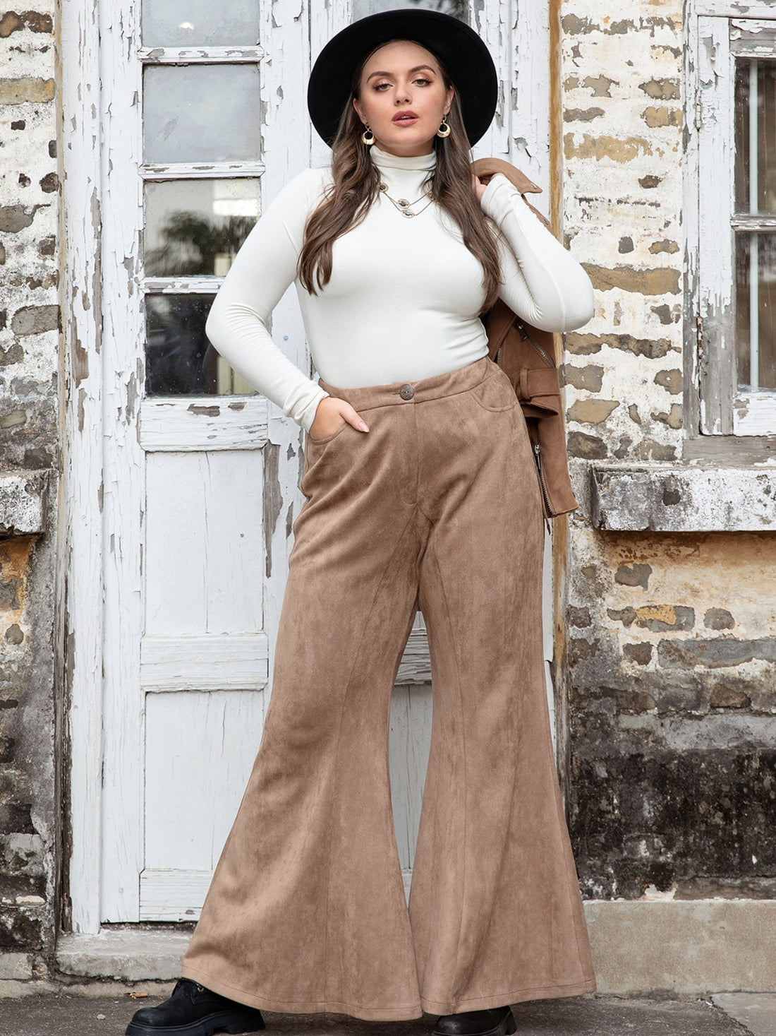 Plus Size Pocketed Flare Pants 