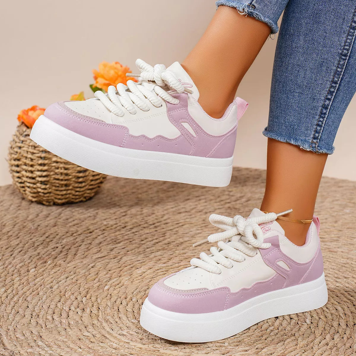 Round Toe Platform Sneakers 