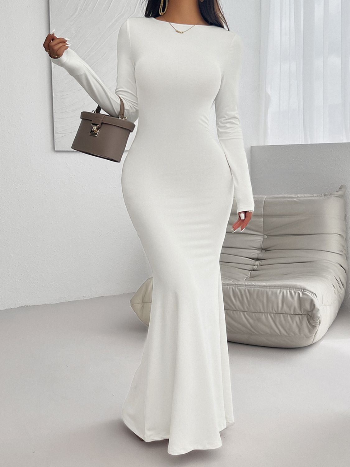 Devine Backless Round Neck Long Sleeve Maxi Dress 