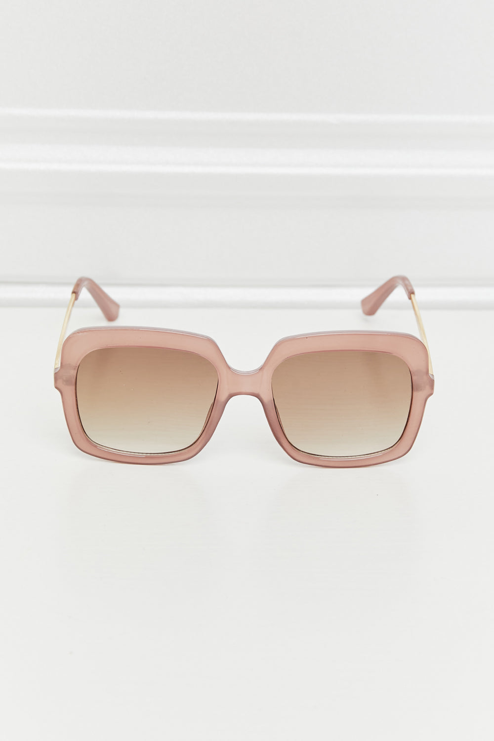 Square Metal-Plastic Hybrid Temple Sunglasses Accessories