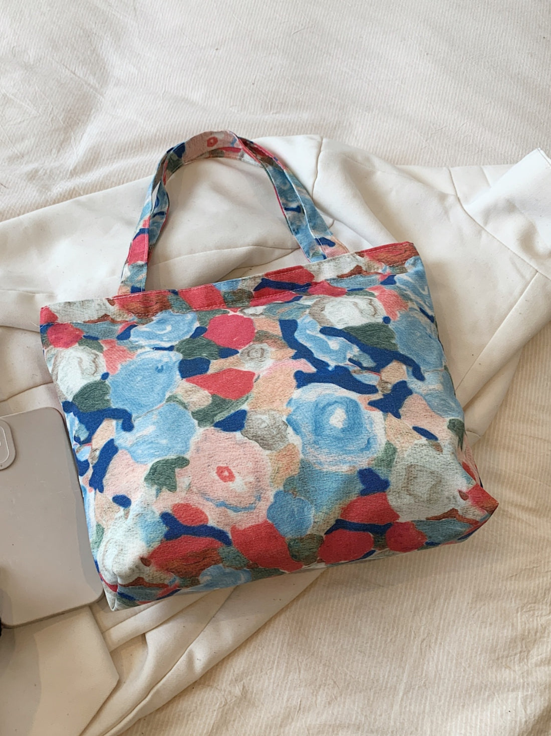 Printed Canvas Handbag with Zipper 