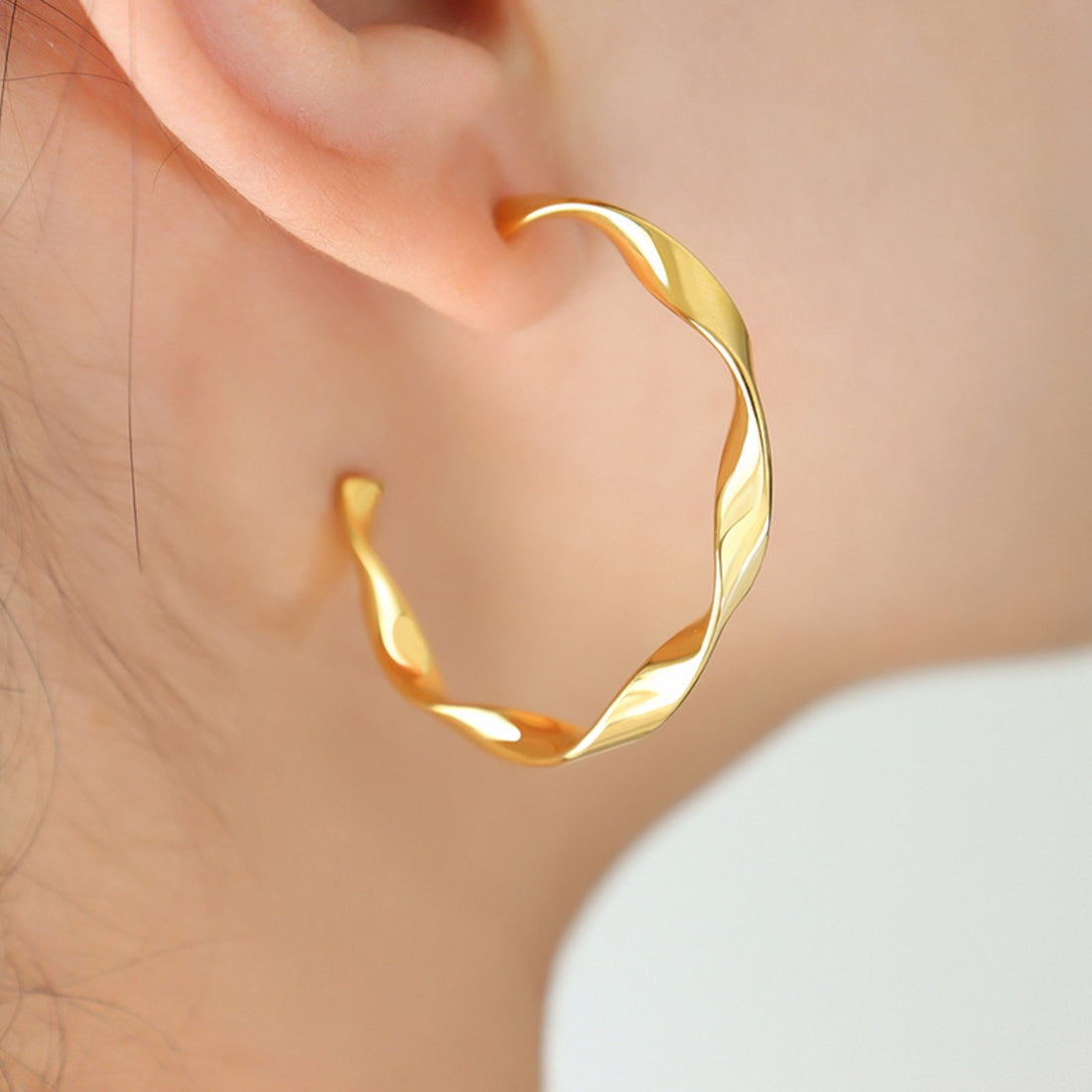Titanium Steel C-Hoop Earrings 