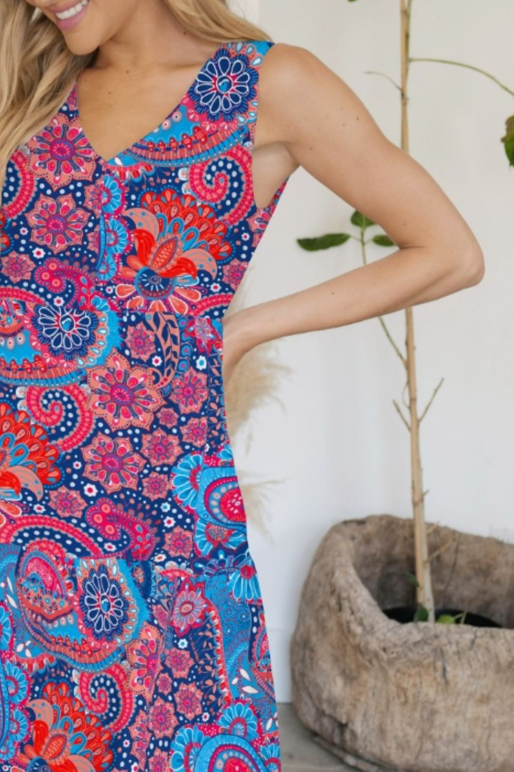 FAM-FAM Tiered Printed V-Neck Sleeveless Dress 