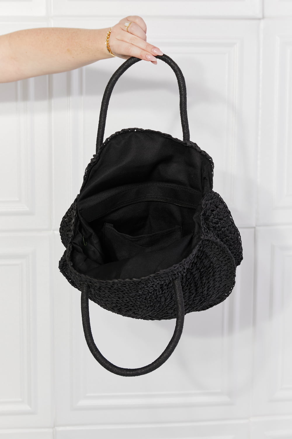 Justin Taylor Beach Date Straw Rattan Handbag in Black 