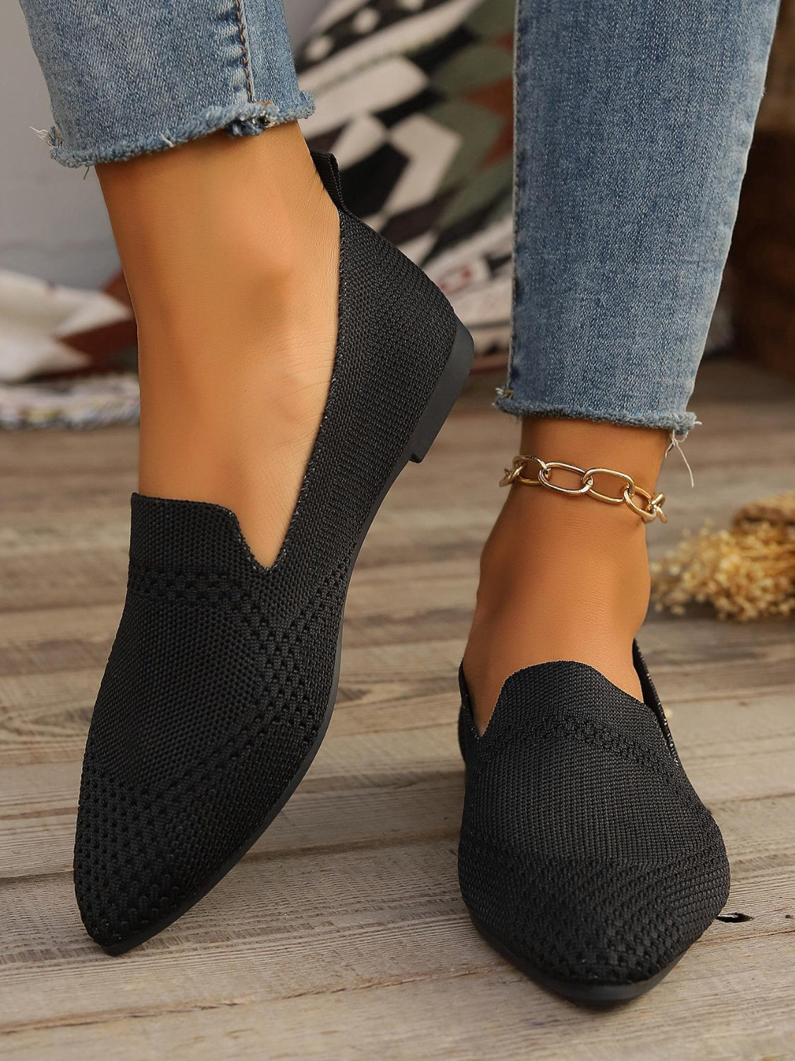 Point Toe Mesh Flats Slip-Ons 