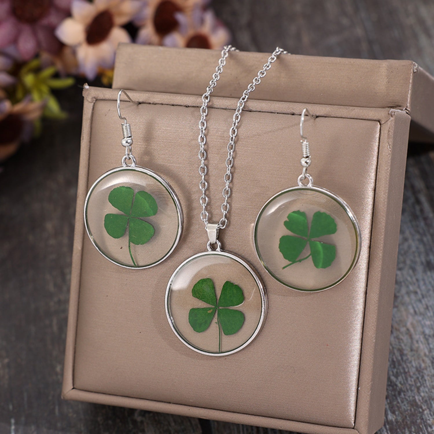 Lucky Clover Alloy Acrylic Earrings and Necklace Jewelry Set 
