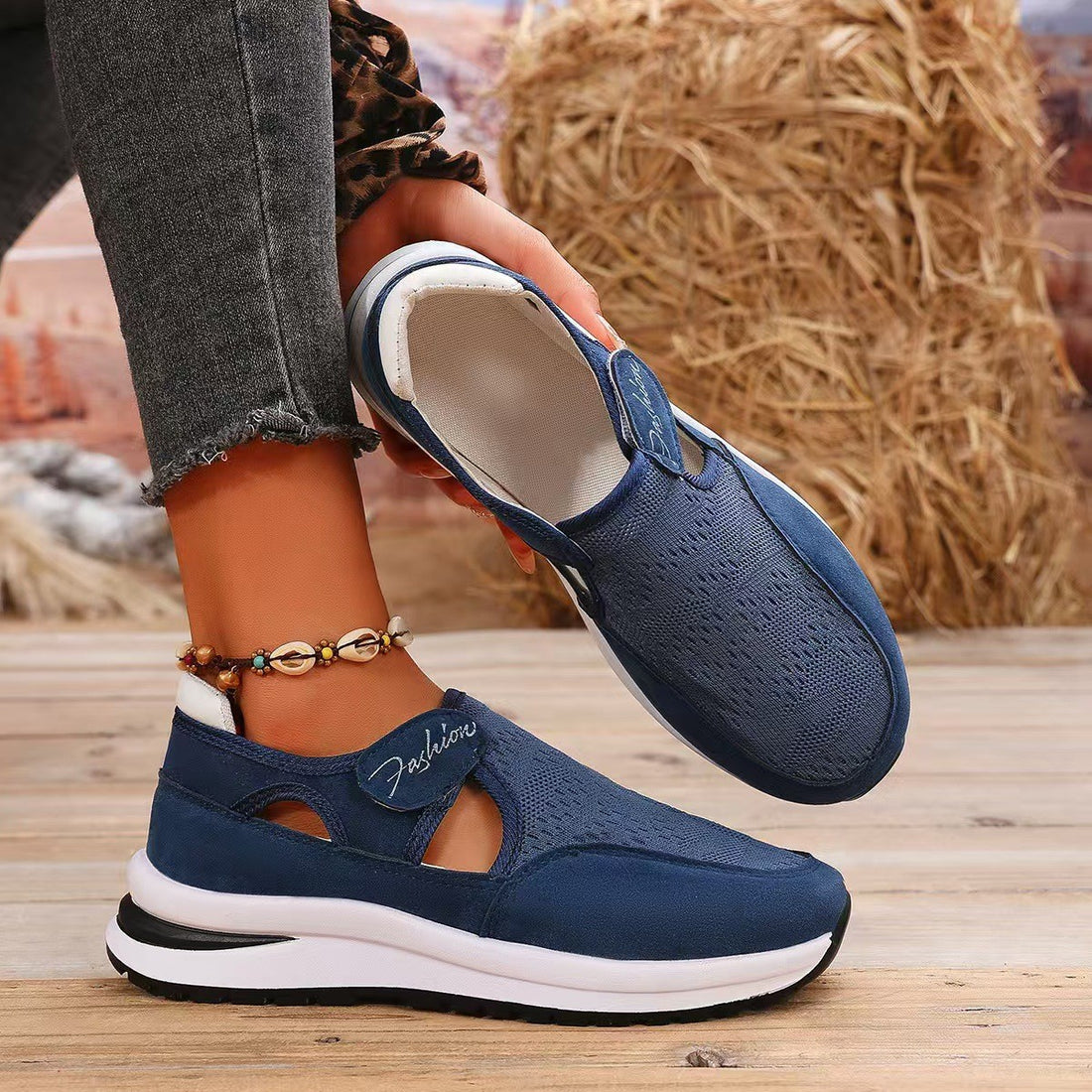 Mesh Round Toe Platform Sneakers 