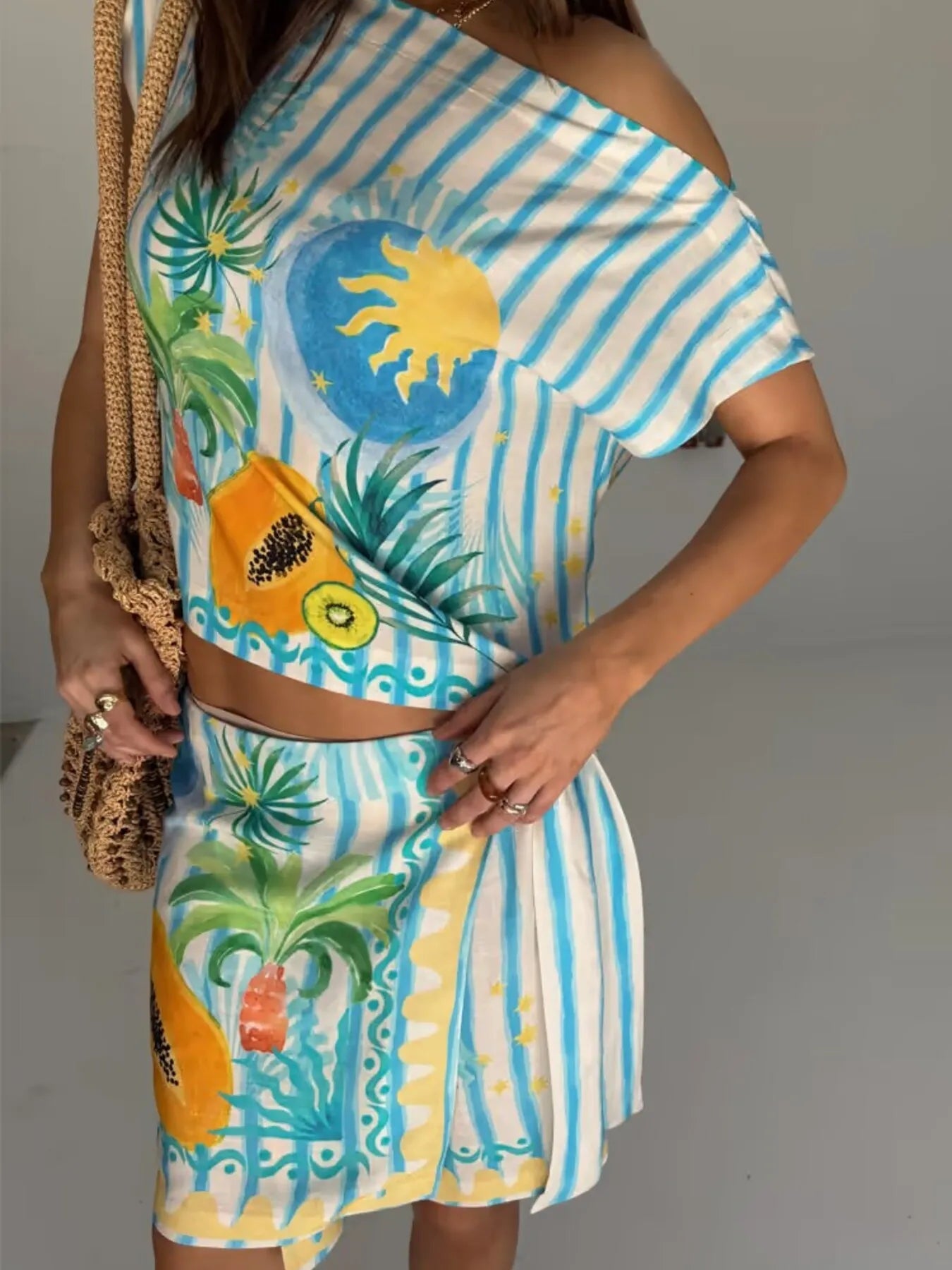 Printed Striped Single Shoulder Top and Skirt Set Two Piece Dresses