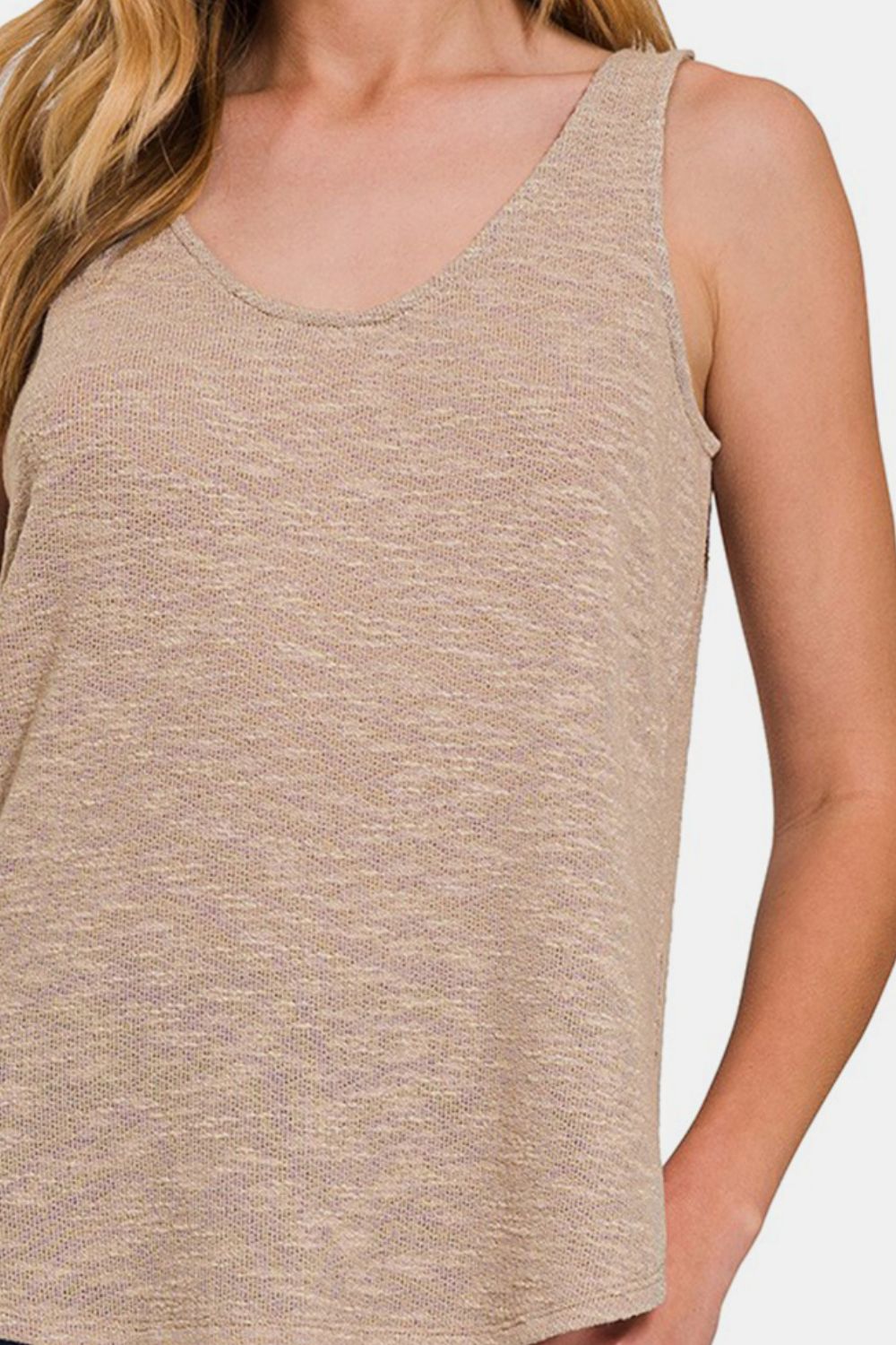 Zenana Curved Hem Round Neck Tank 