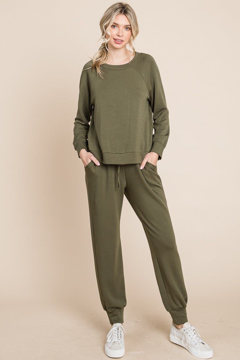 Super Lady Round Neck Raglan Sleeve Top and Pants Lounge Set 