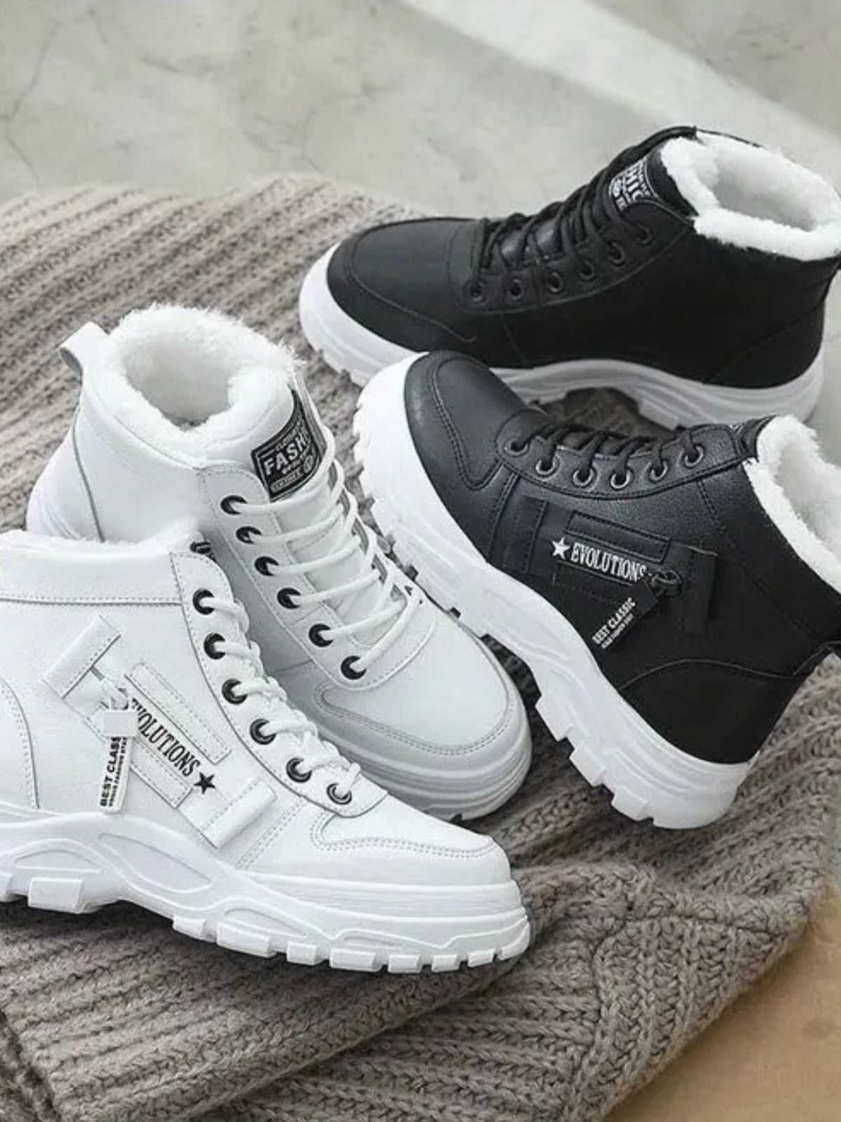 Decorative Zipper Round Toe Platform Boots 