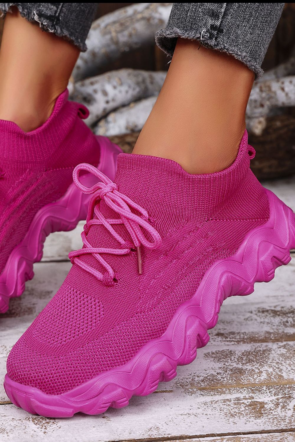 Mesh Lace-Up Round Toe Athletic 