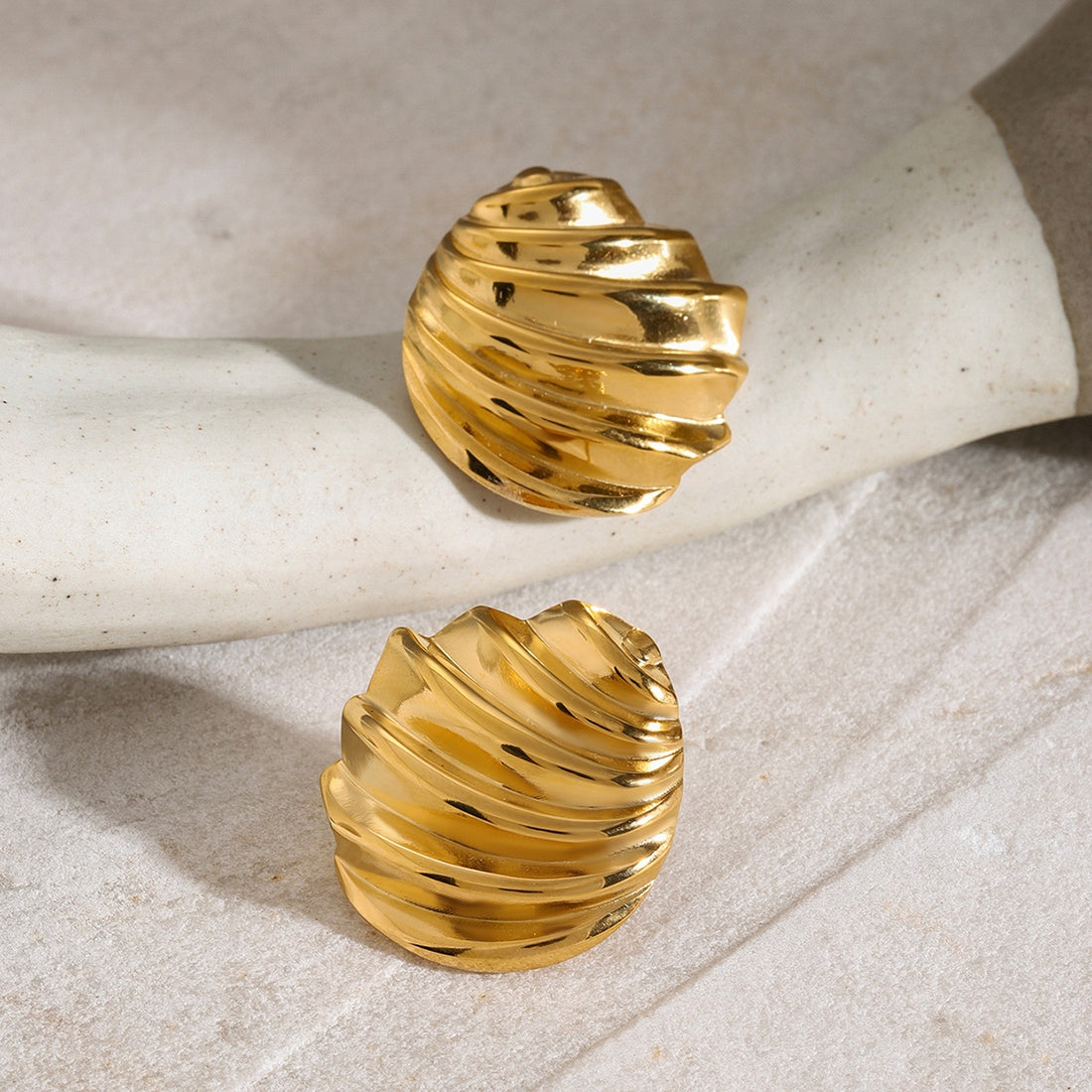 Stainless Steel Shell Shape Stud Earrings 