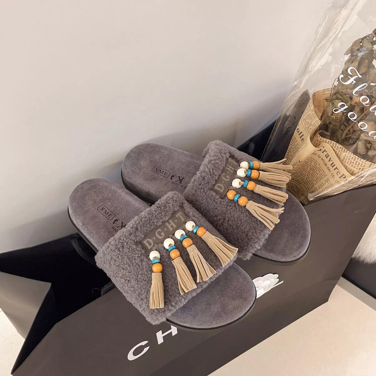 Tassel Open Toe Slippers 