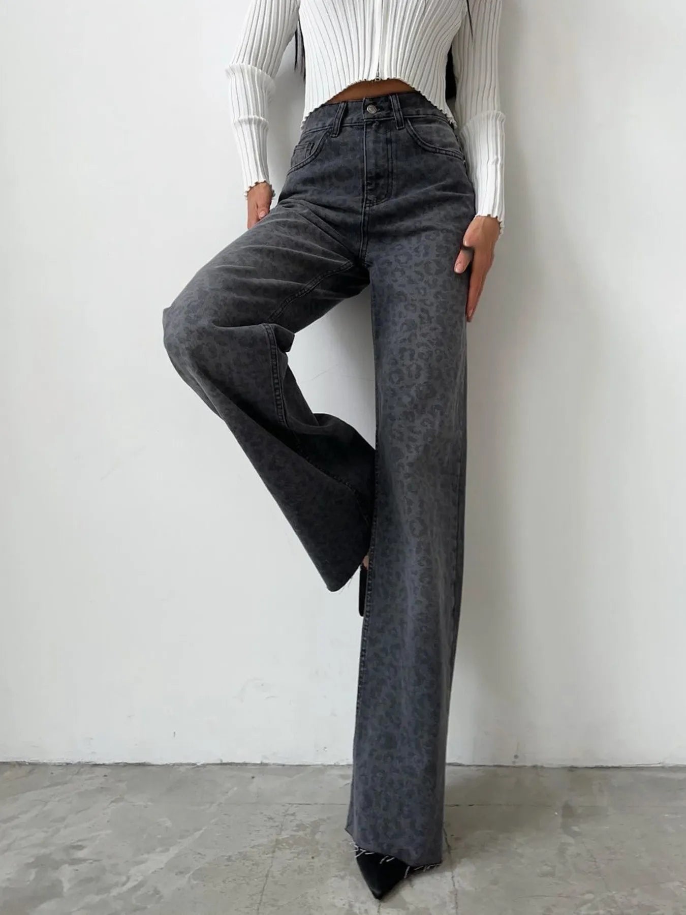 High-Waisted Leopard Print Flare Jeans 