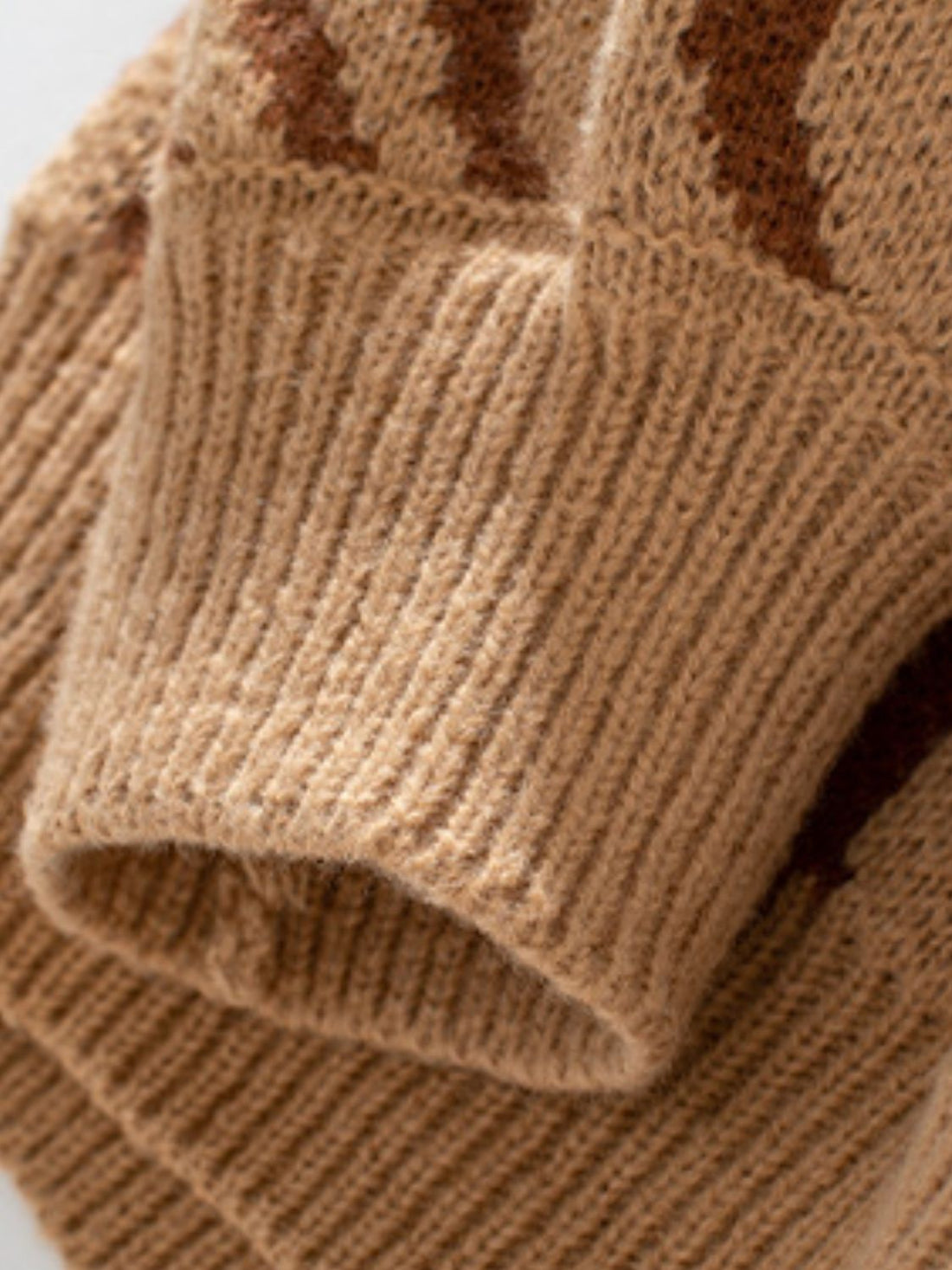 Geometric Round Neck Long Sleeve Sweater 