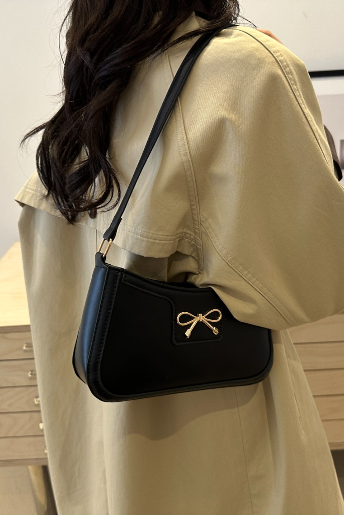 Bow Trim PU Leather Shoulder Bag 