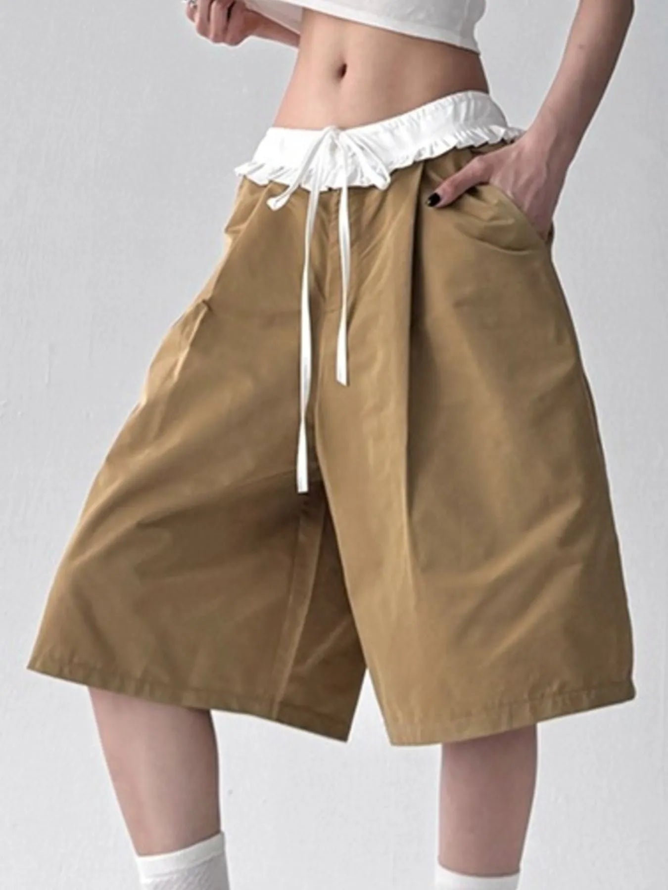 Contrast Waistband Wide-Leg Shorts 