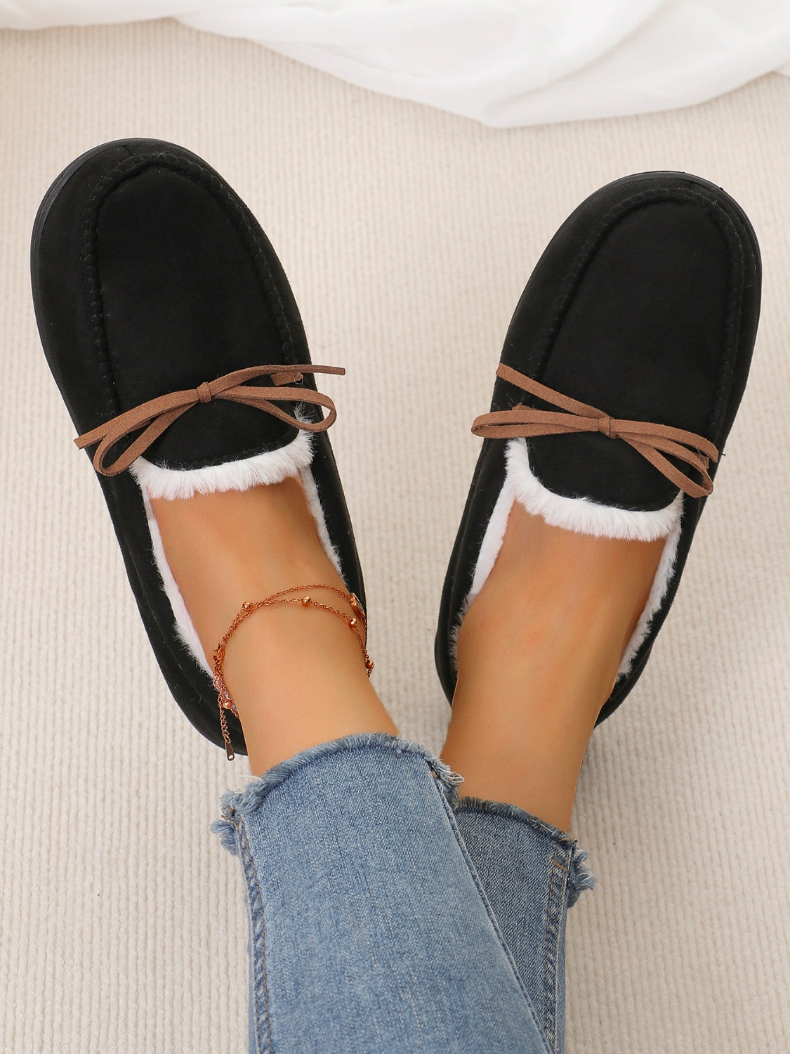 Bow Round Toe Flat Slip-Ons 