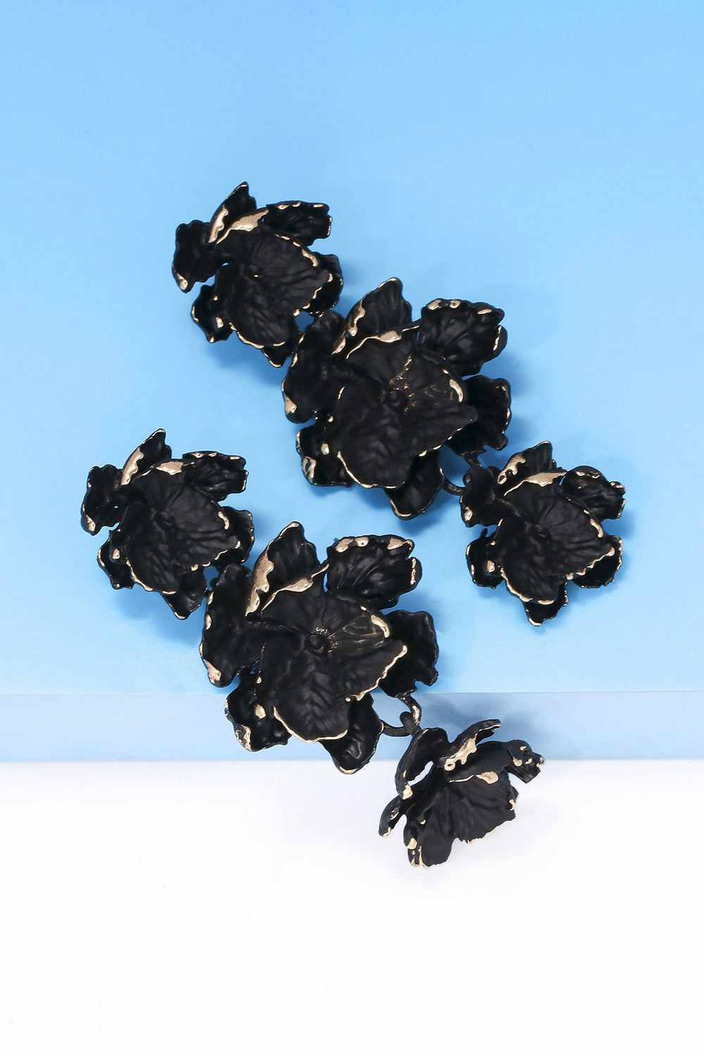 Flower Shape Zinc Alloy Dangle Earrings 