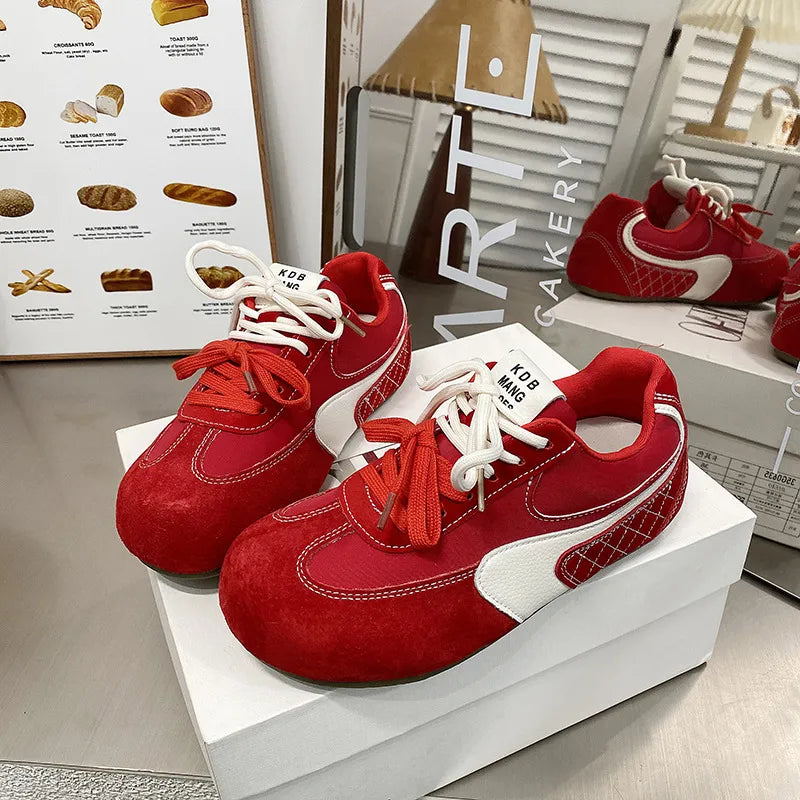 Lace Up Round Toe Flat Sneakers 