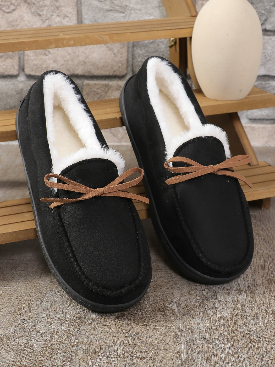 Bow Round Toe Flat Slip-Ons 